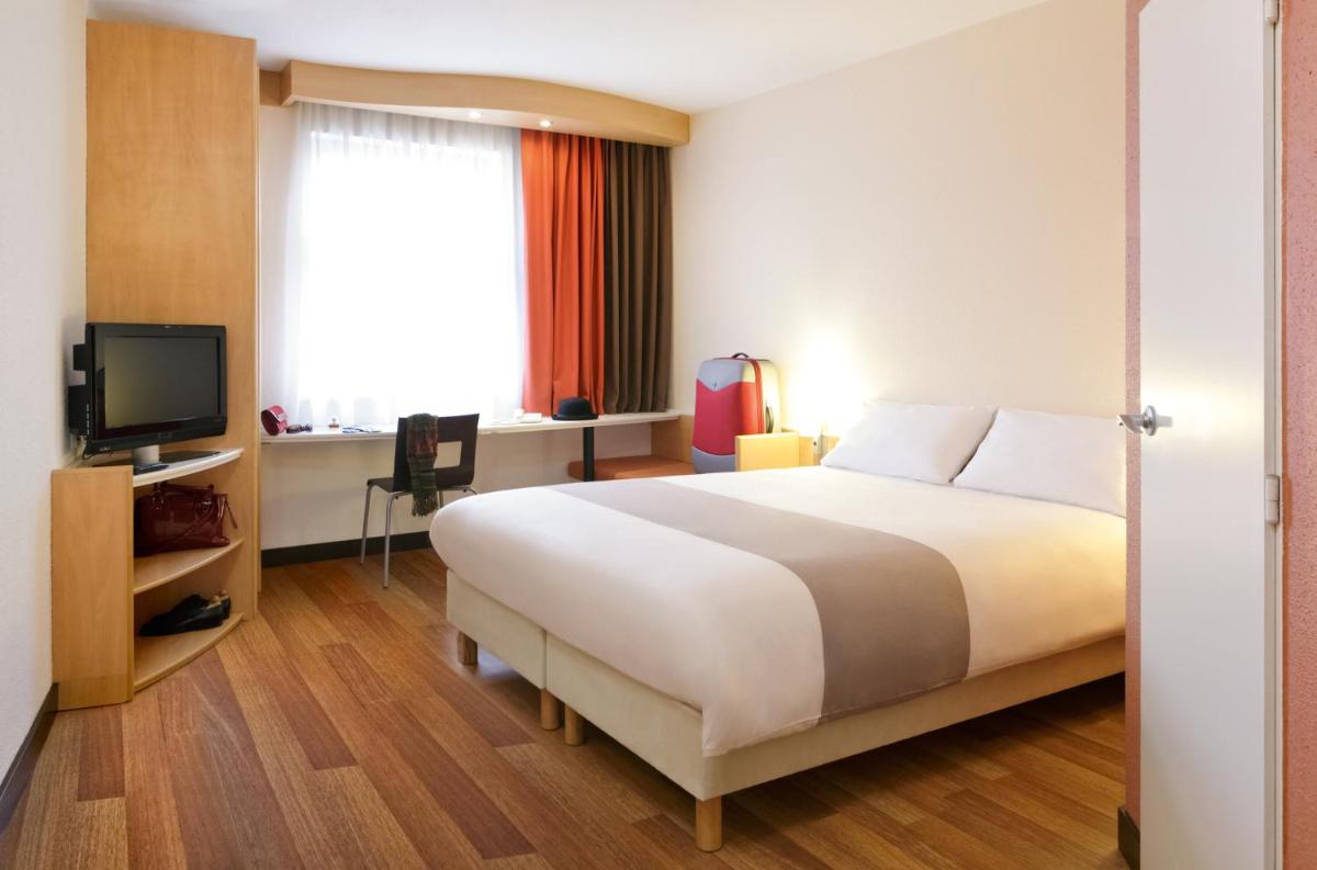 Ibis Bratislava Centrum - Housity