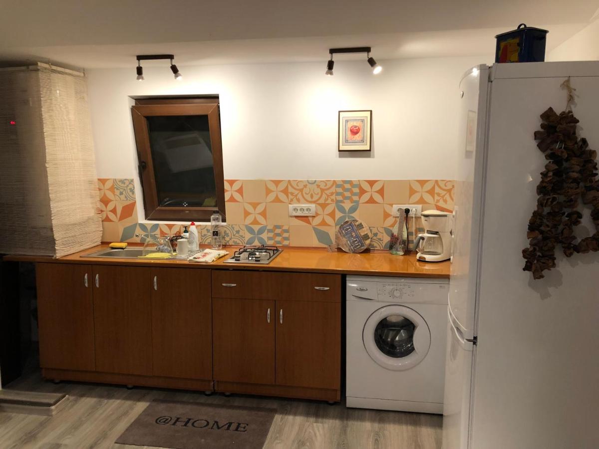 White Loft Old Town Constanta - Housity