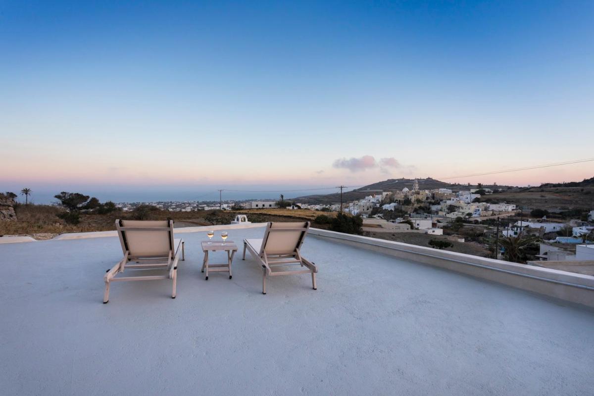 Suitetrails - Canava Villas #3 in Santorini