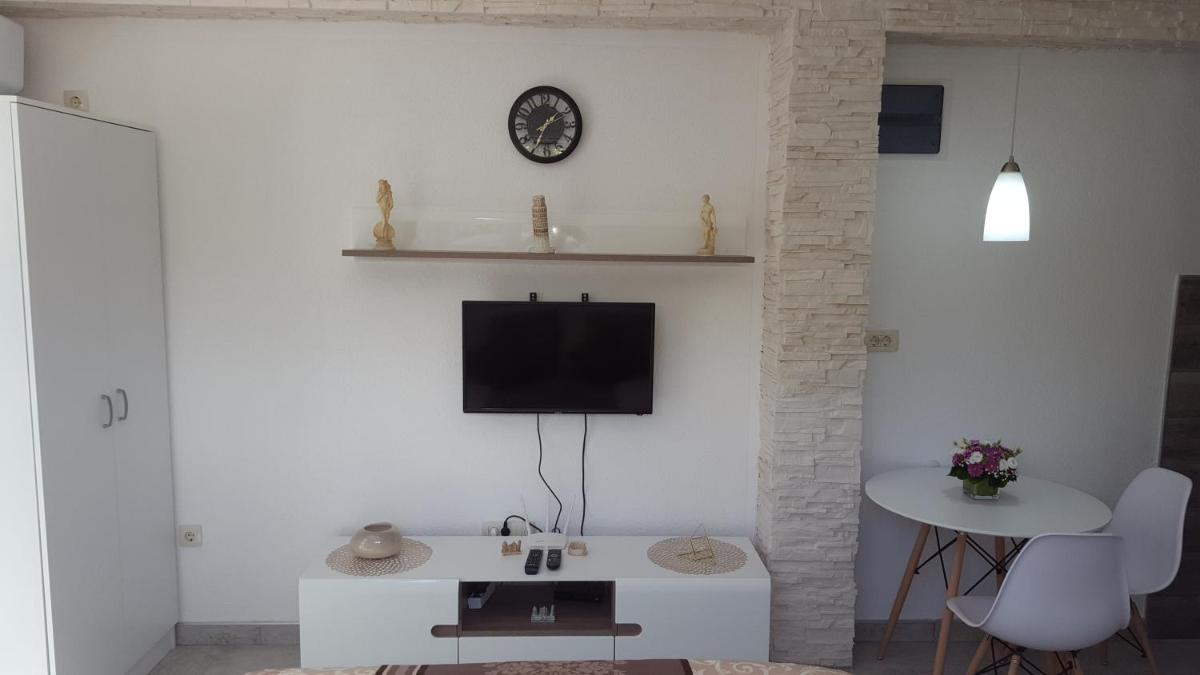 Apartments "4You" - Housity
