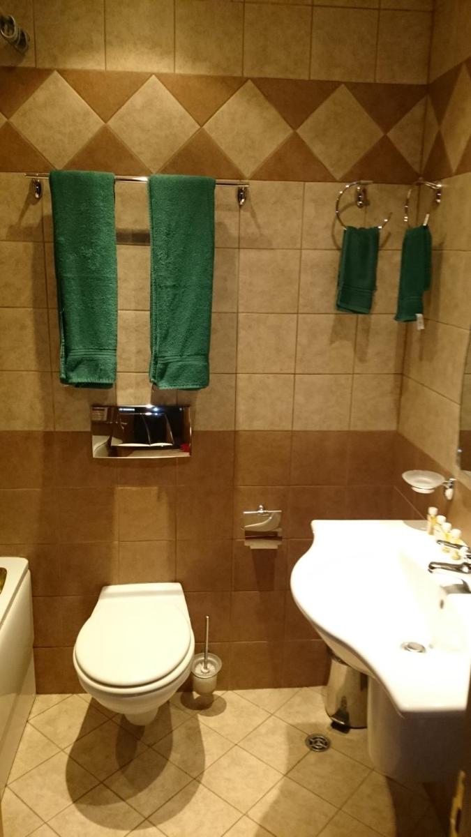 TES Royal Plaza Apartments - Housity