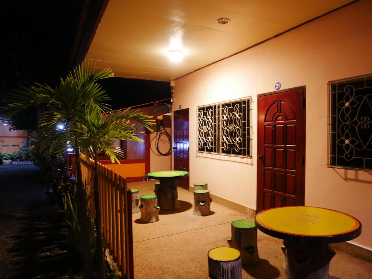 Khong Chiam Hotel - Housity
