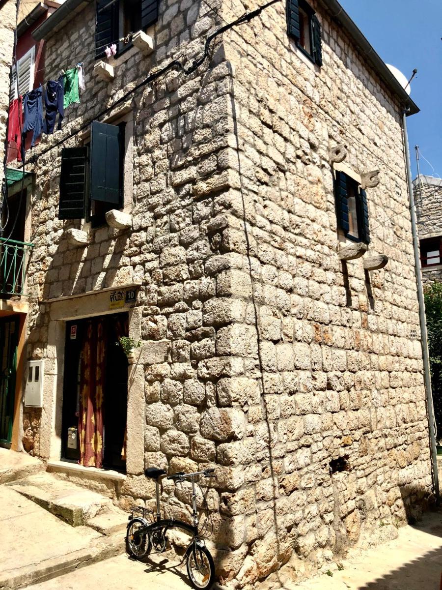 ABBA House - Housity