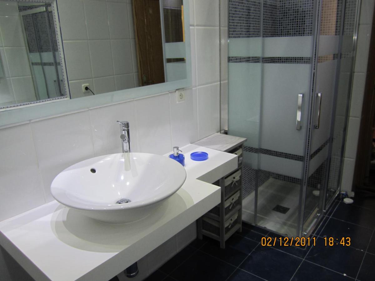 Tres Hermanos - Housity