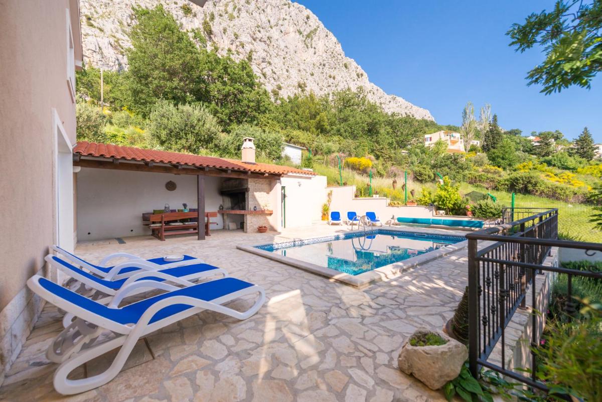 Holiday Home Figa - Housity