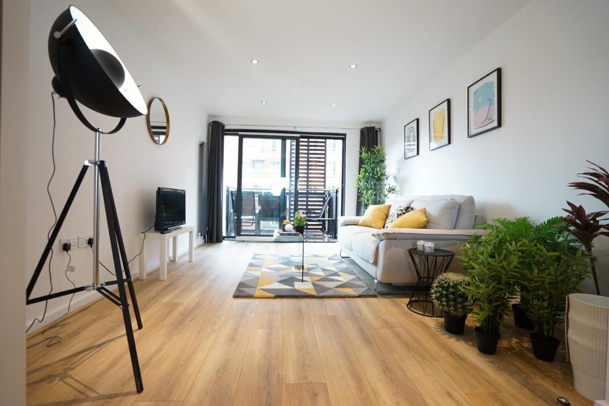 Perfectly located stunning apartment - Housity