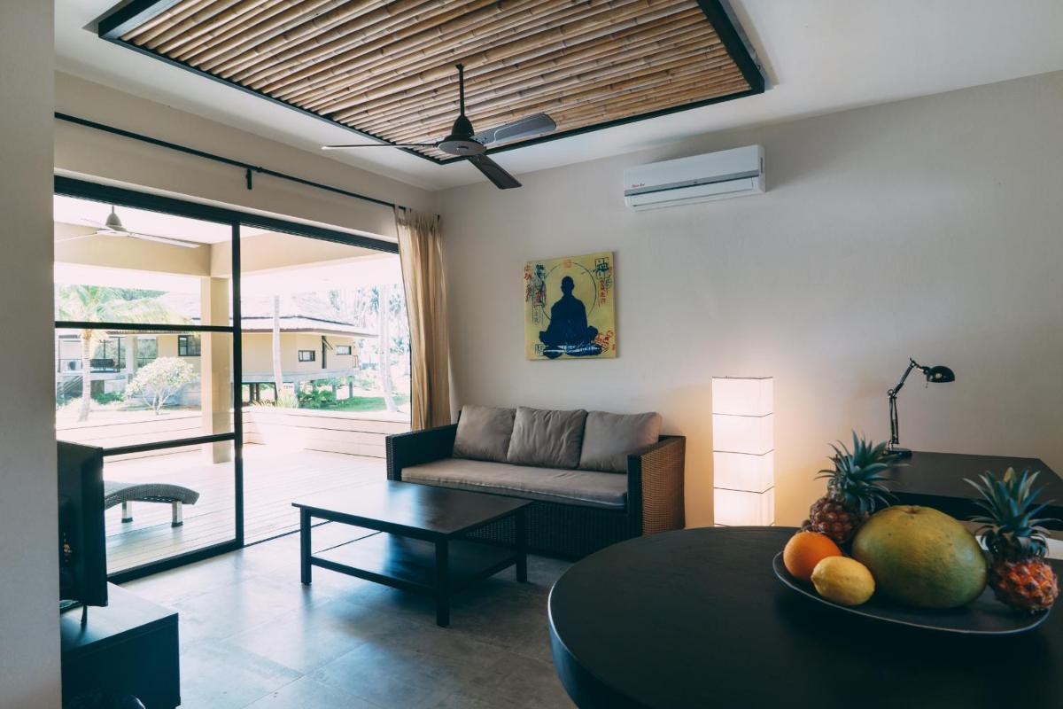 Beachfront TalingNgam - Housity