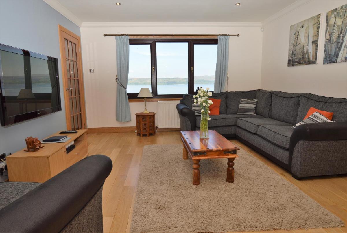 Clydeside Villa - Housity