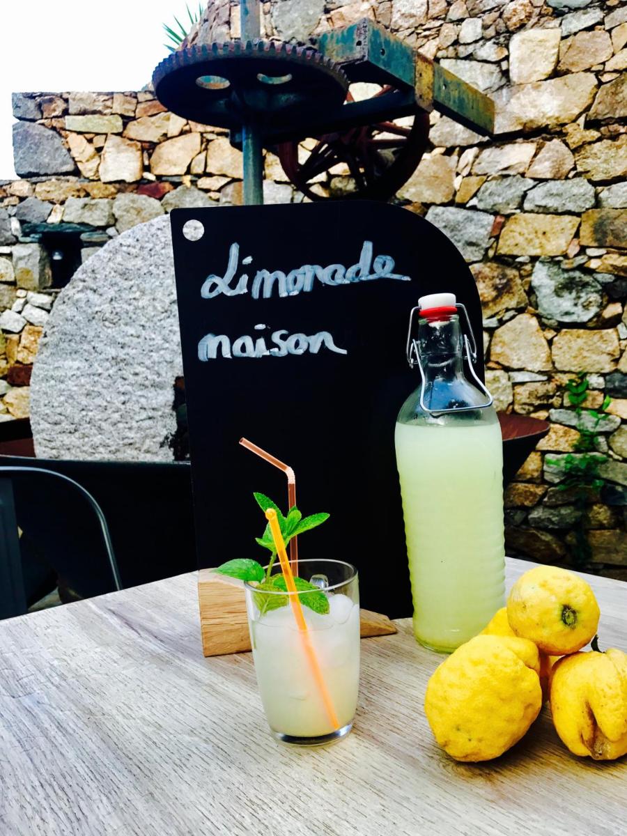Boissons dans l'établissement Hôtel Casa Rossa & Spa