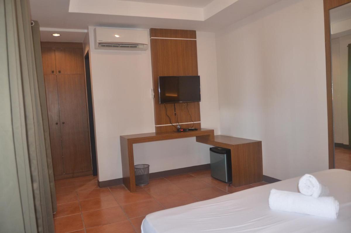 Robinland Vacation Home - Housity
