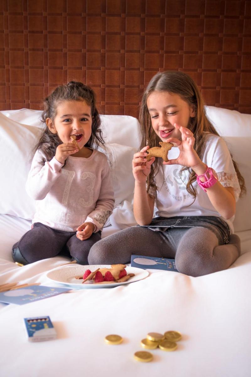 Enfants séjournant dans l'établissement Sofitel Biarritz Le Miramar Thalassa