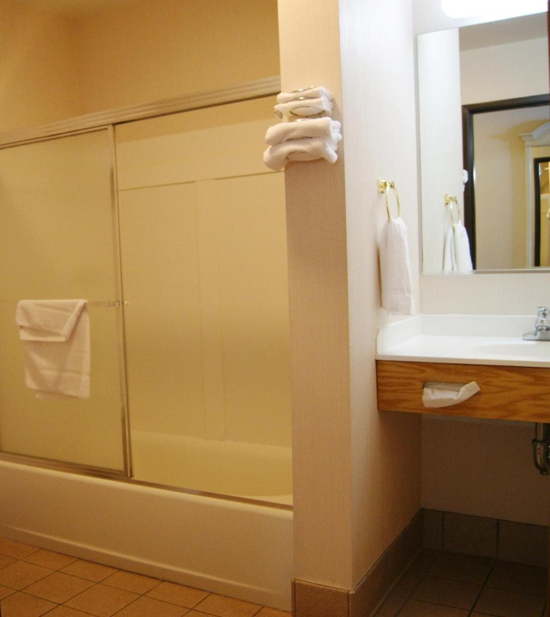 Meadow Court Inn - Ithaca - Housity