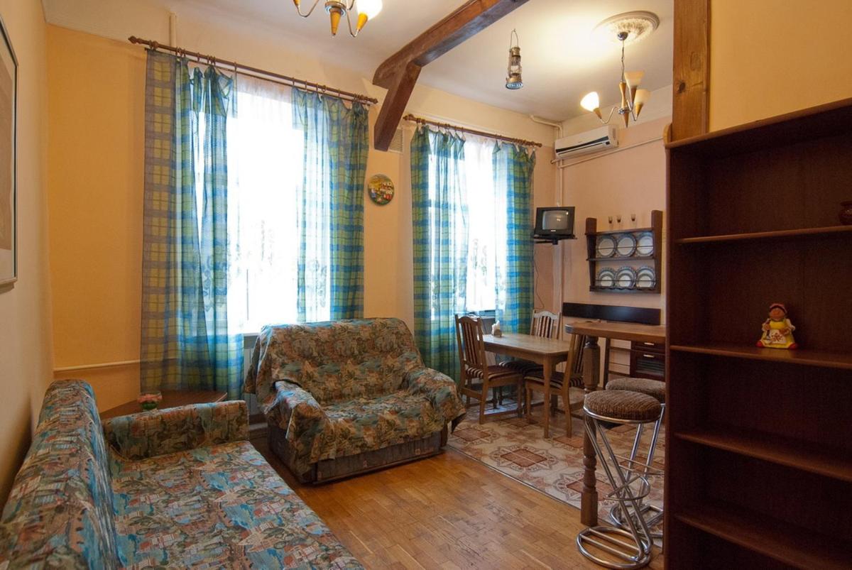 Suitetrails - Center Kiev Apartments