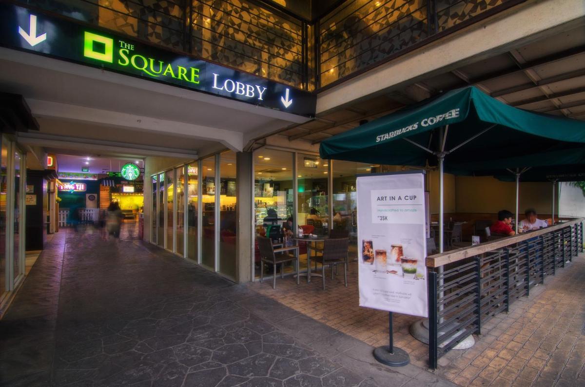 The Square Surabaya Hotel - Housity