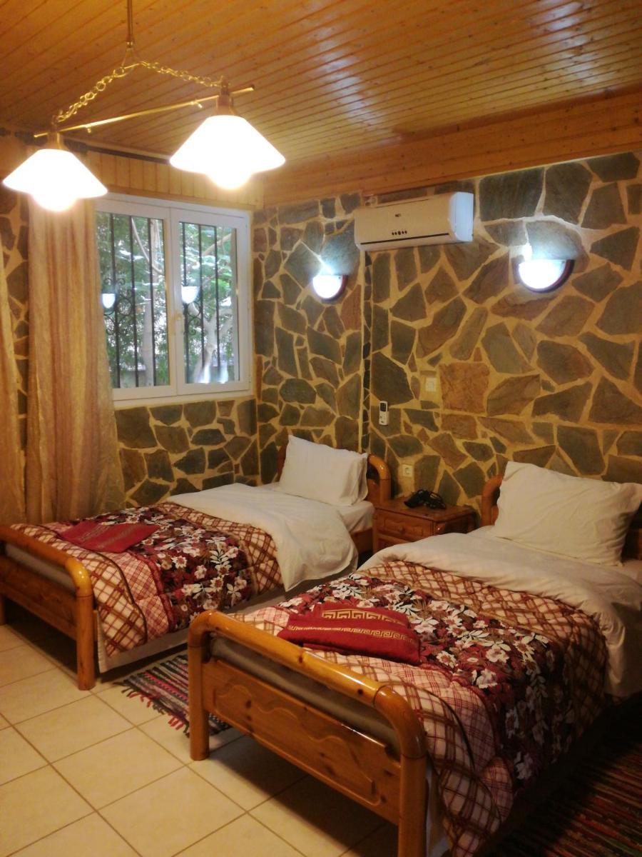 Apartments Zoumperi - Housity