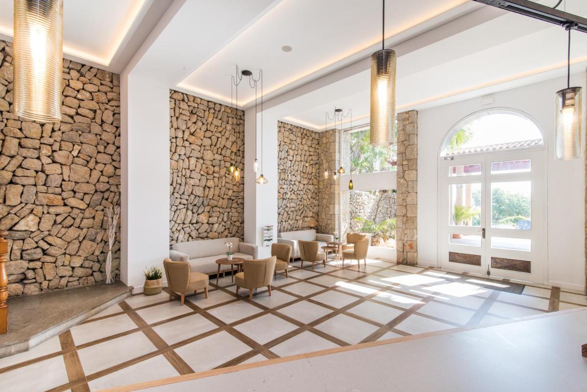 Zona de estar de Hotel Na Taconera