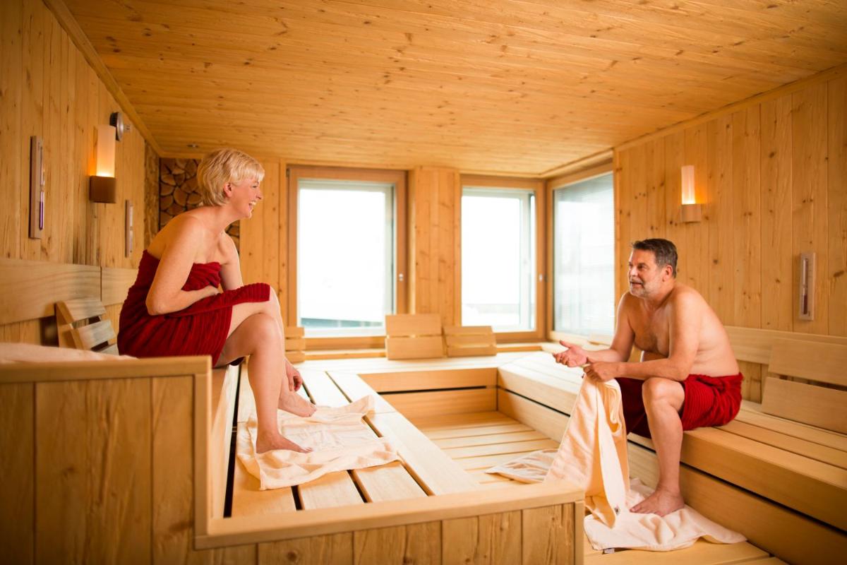 Gäste, die in der Unterkunft Schwimmende Häuser im BALTIC SEA RESORT übernachten