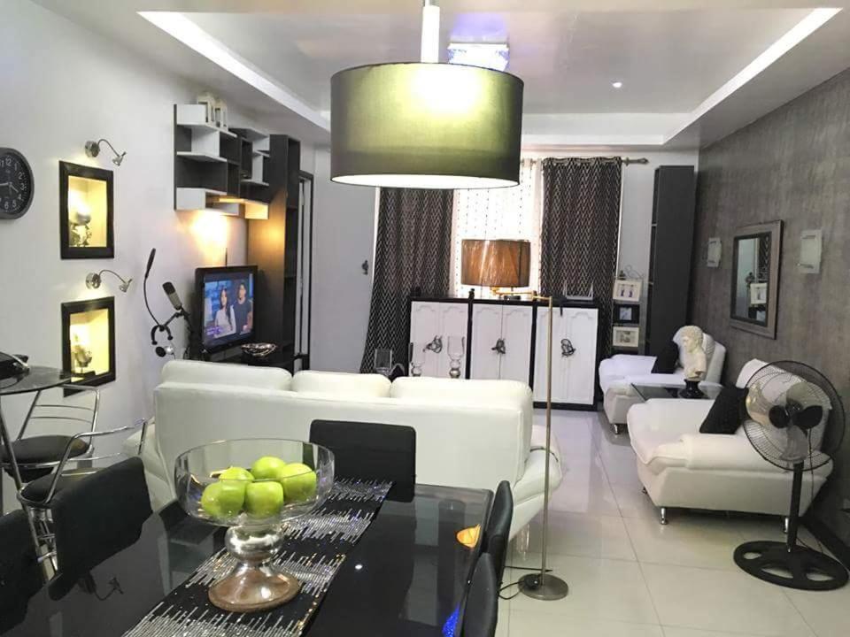 B201 Low Rise Condo - Housity