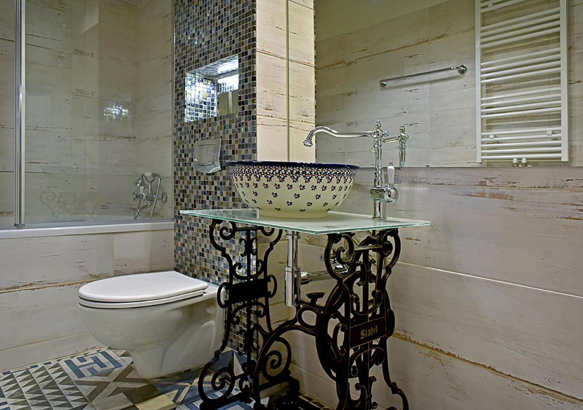 Dali ApartHOTEL - Housity