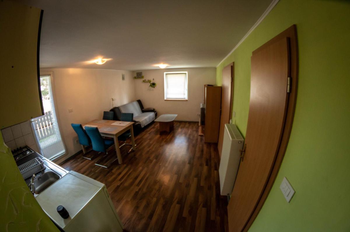 Apartma Planinski raj - Housity