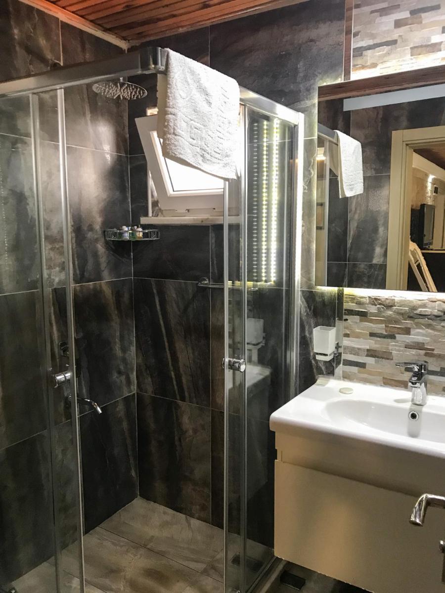 Melrose House Hotel - Housity