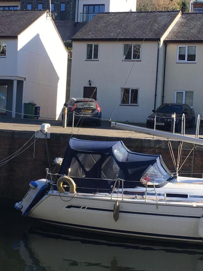 Stunning House in Felinheli Marina - Housity