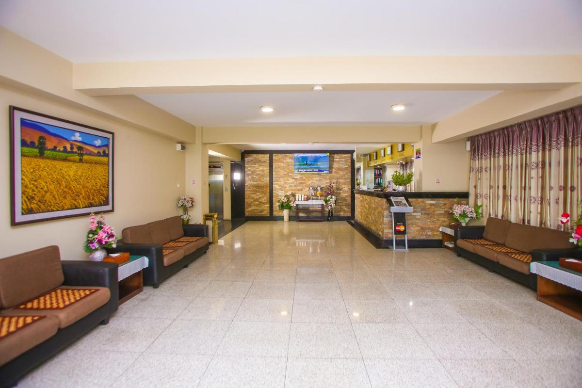 Grace Treasure Hotel - Housity
