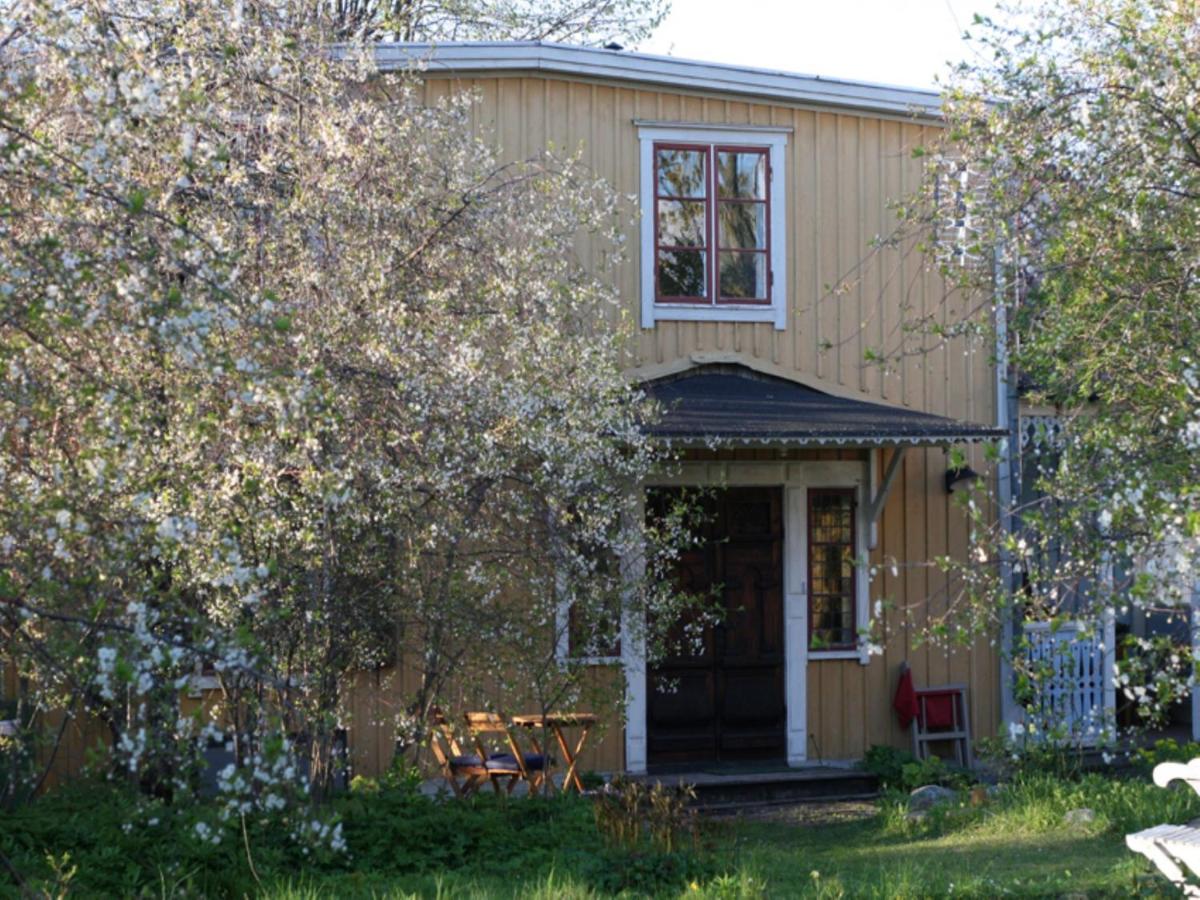 Suitetrails - Uddens Bed & Breakfast
