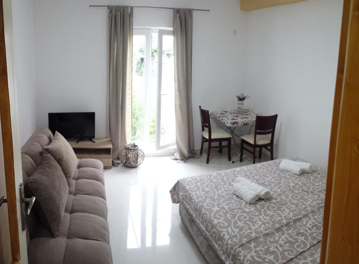 Apartments AS - Hizvo