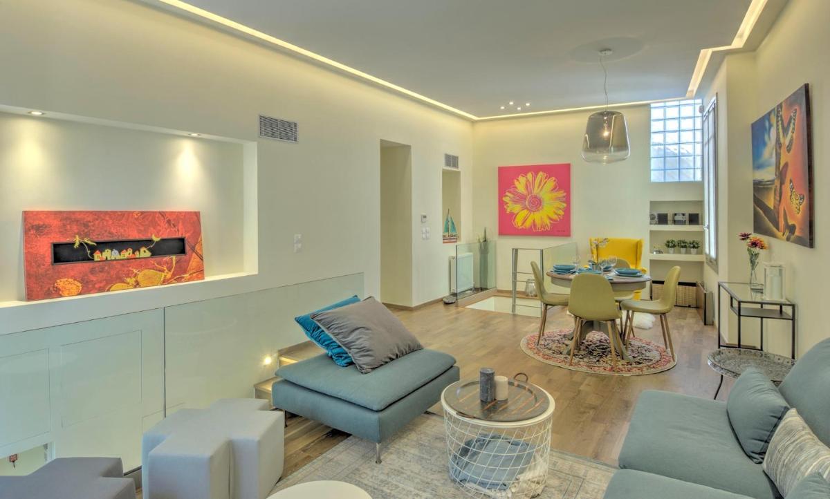 Stylish and cozy house in Athens, Plaka - Housity