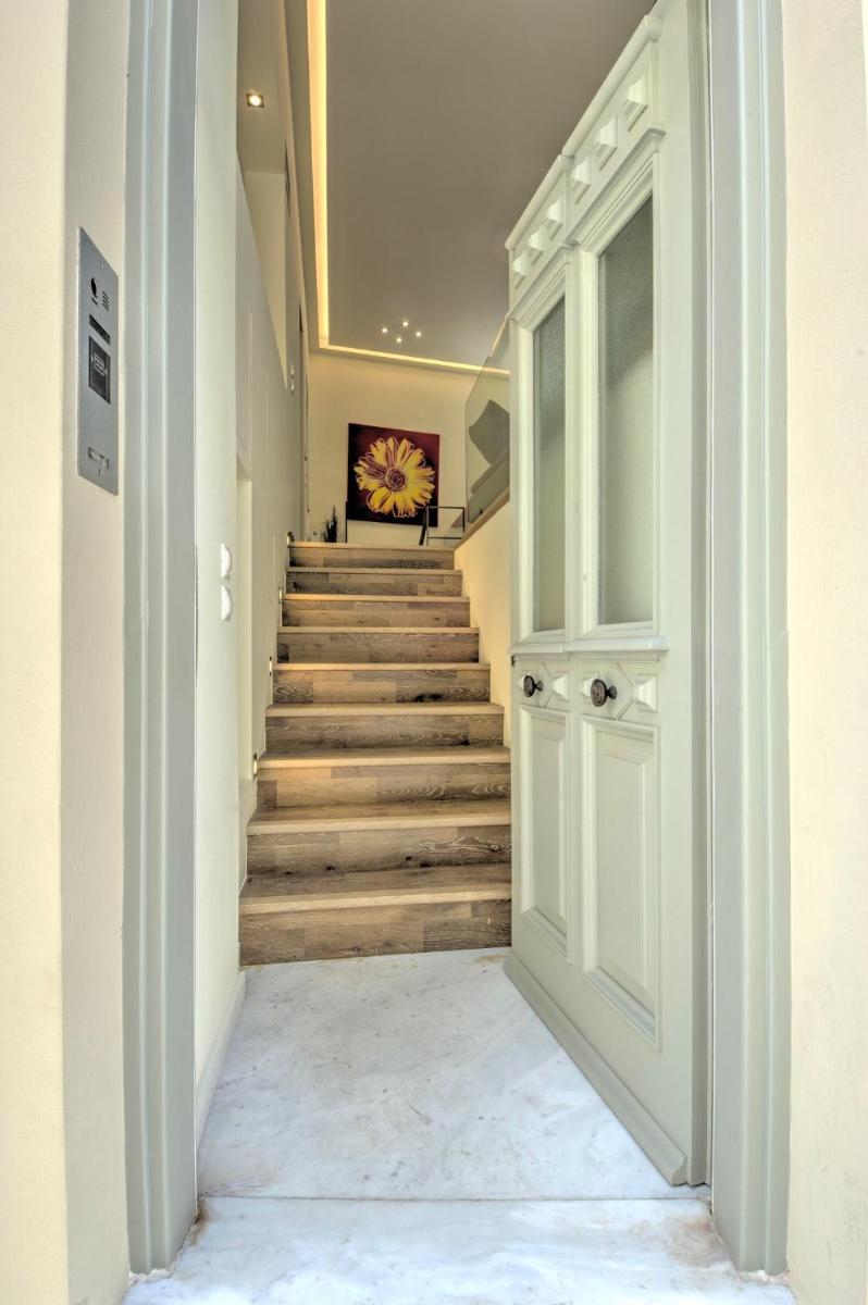 Stylish and cozy house in Athens, Plaka - Housity