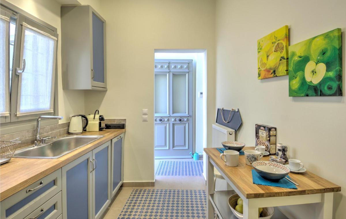 Stylish and cozy house in Athens, Plaka - Housity