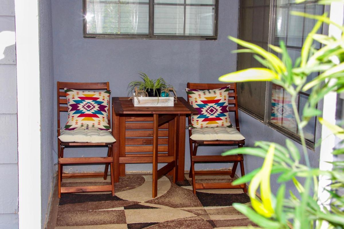 Private Room in a 4 Bedroom House in Palmdale - Housity