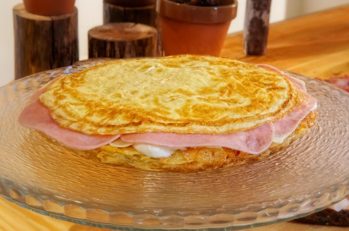 Comida en o cerca de este hotel