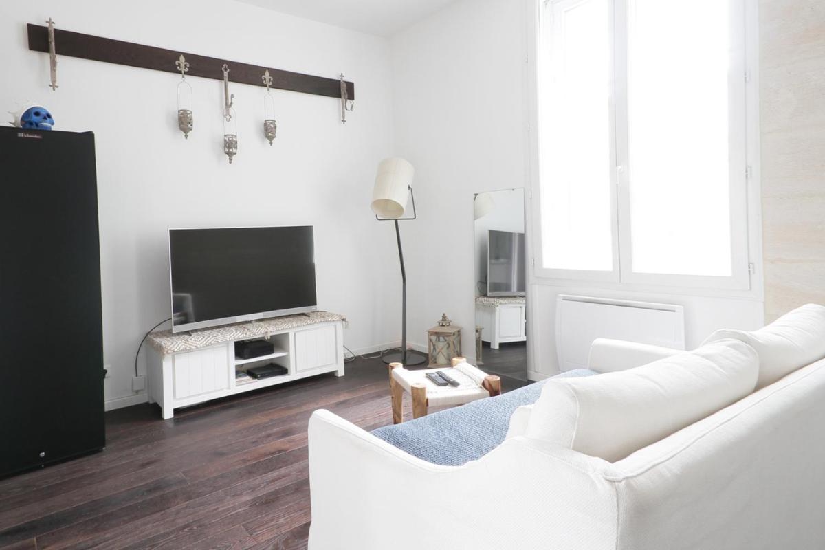 Appartement centre de Bordeaux Clim et tram - Hizvo