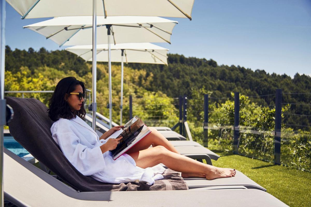 Clients de l'établissement Domaine de Chalvêches Hôtel SPA 4*
