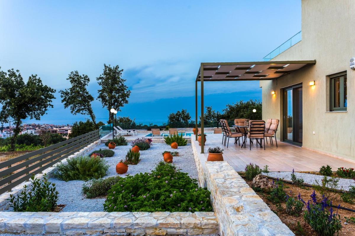Iokasti Villa - Hizvo