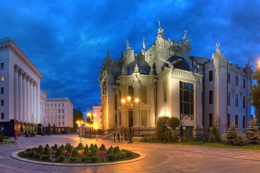 Suitetrails - Kiev Lypki Luxury Apartments