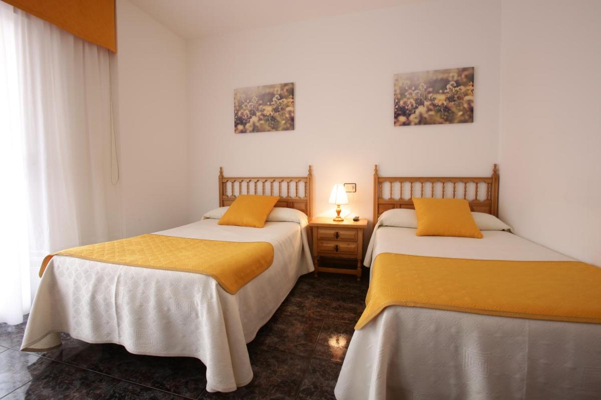 Hostal San Roque - Housity