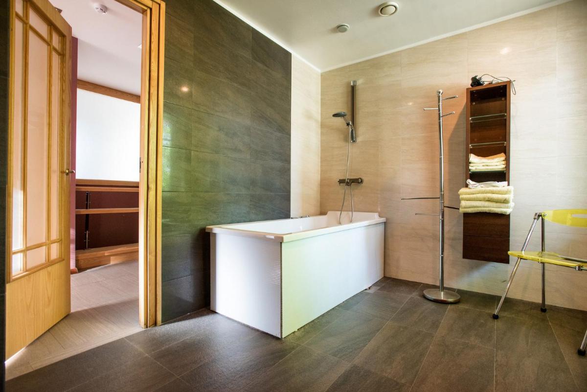 Papli Villa - Housity