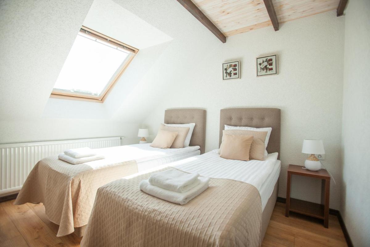 Central Hotel Radviliškis - Housity