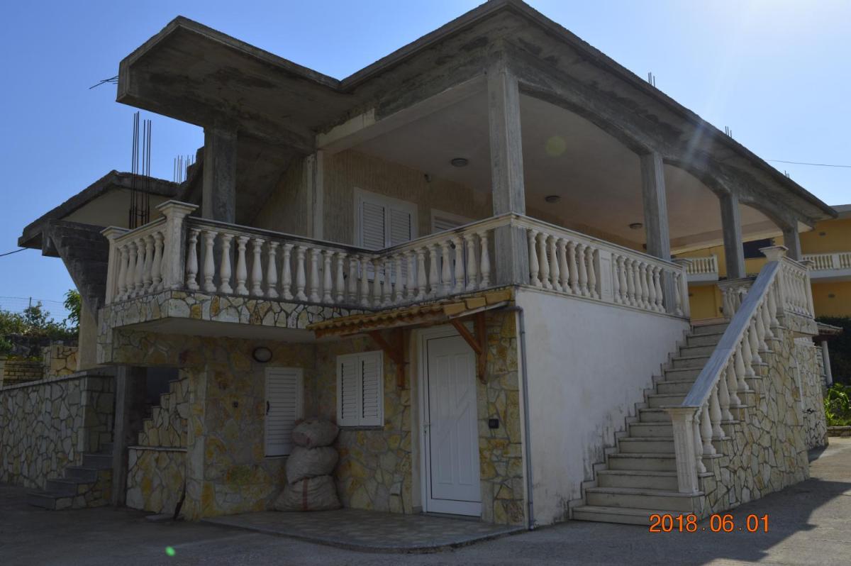 Enriko Apartments - Hizvo