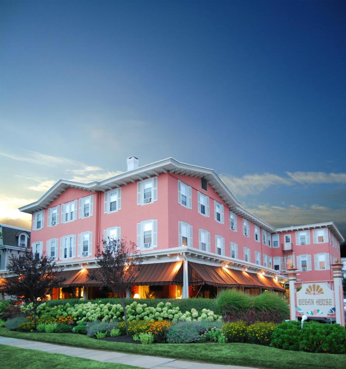 The Ocean House - Housity