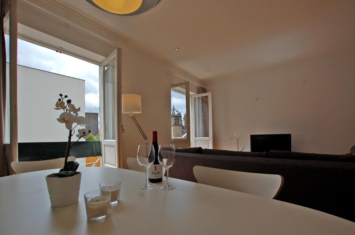 Downtown Cathedral Apartment - Housity