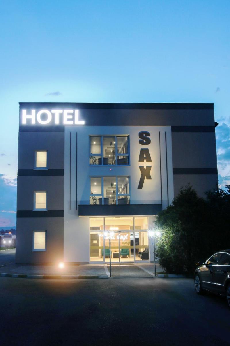 Hotel SAX Gračanica - Housity