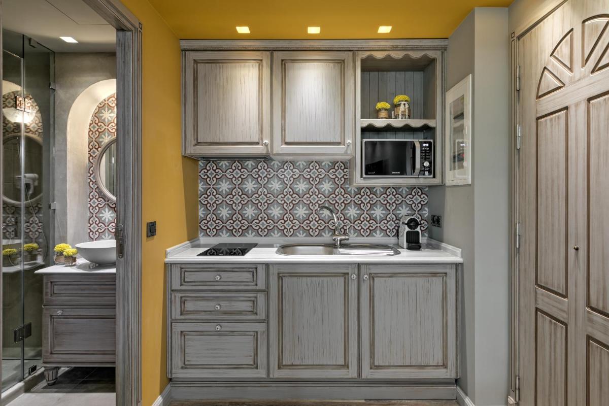 Estia Boutique Apartments - Housity