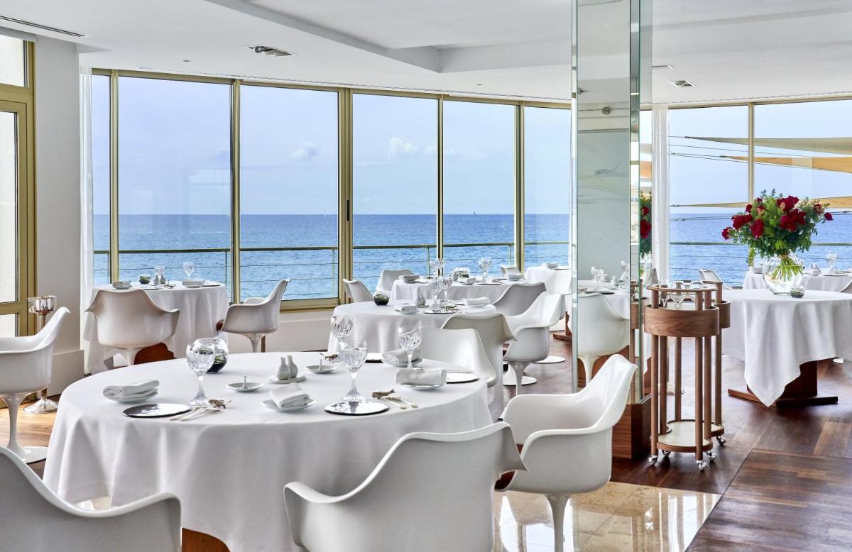 Vue générale sur la mer ou vue sur la mer prise depuis l'hôtel Vue générale sur la mer ou vue sur la mer prise depuis l'hôtel