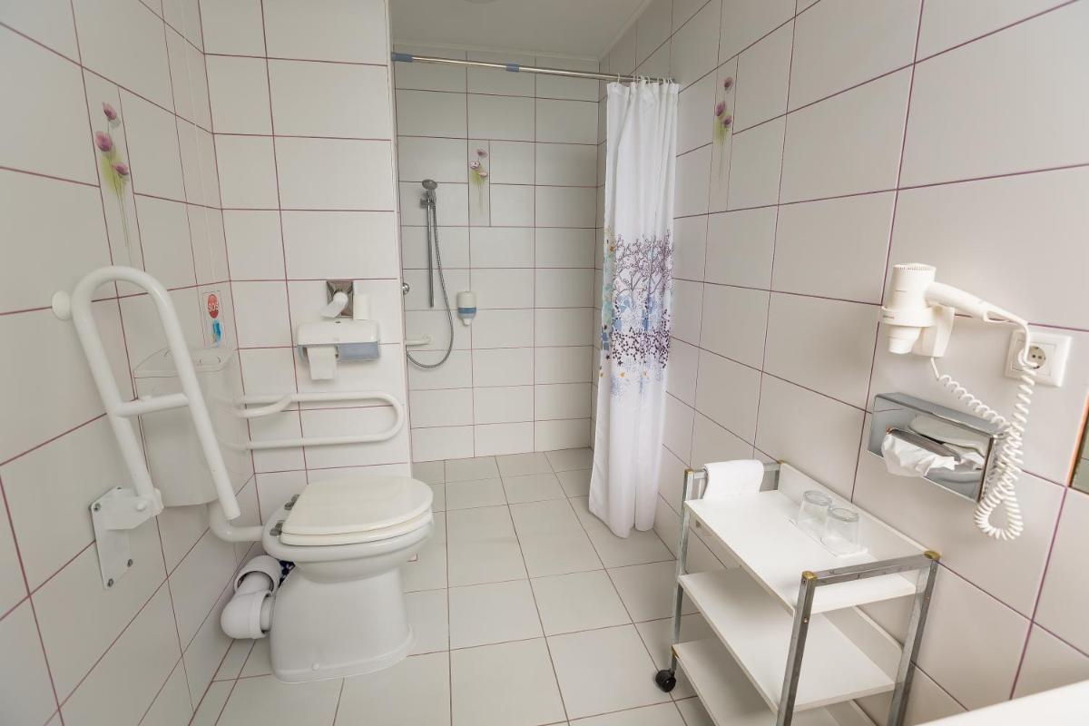 Pannonia Hotel - Housity