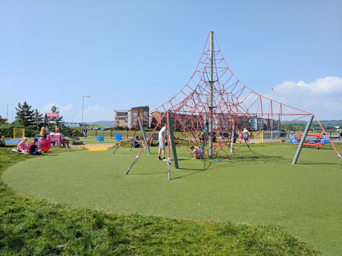Coastal Apartments - Wales - Housity