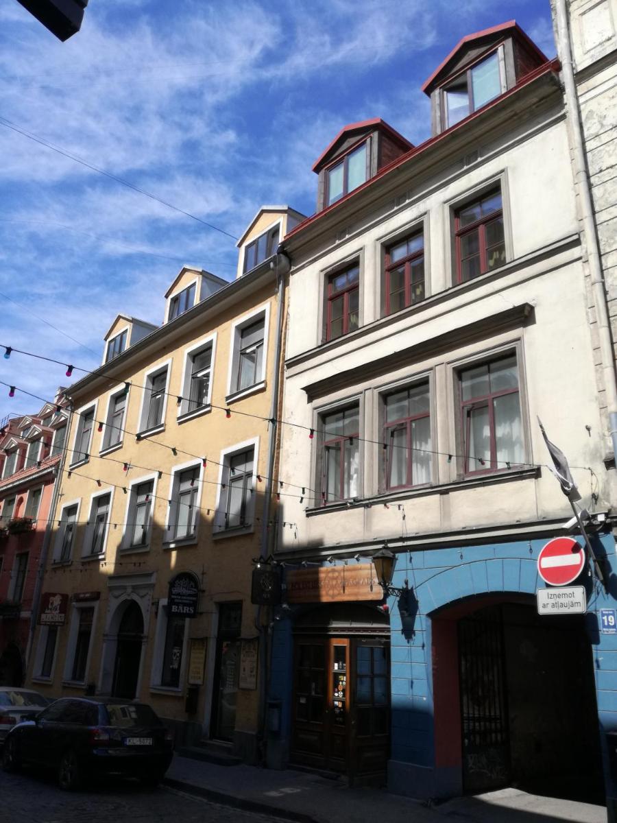 Three-Bedroom Apartment on Peldu 19 - Housity